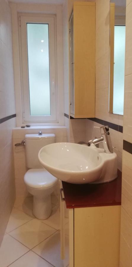 Cosy Home In Trieste Center מראה חיצוני תמונה